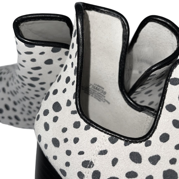 Lori Goldstein Peep Toe Booties Leopard 7.5M LOGO - Picture 6 of 7